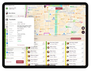iPad-Ansicht der Pflegesoftware Bärcare mit geöffneter Tourenplanung: Kartenansicht der Route in Düsseldorf kombiniert mit Tourdetails und Patientenliste.